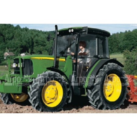 Многофункциональный минитрактор John Deere 5615 в Челябинске