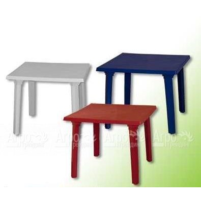 Пластиковый стол квадратный в Челябинске