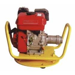 Бензопривод БП-4 к глубинному вибратору ТСС в Челябинске