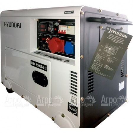 Дизельгенератор Hyundai DHY 8500SE-3 6.5 кВт в Челябинске